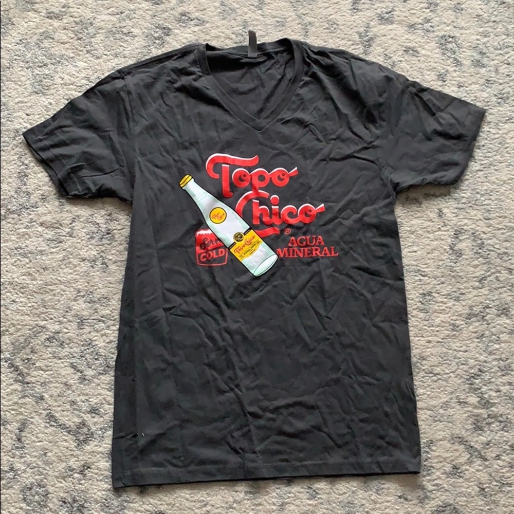 NWOT Topo Chico Gray V-Neck Short Sleeve size M